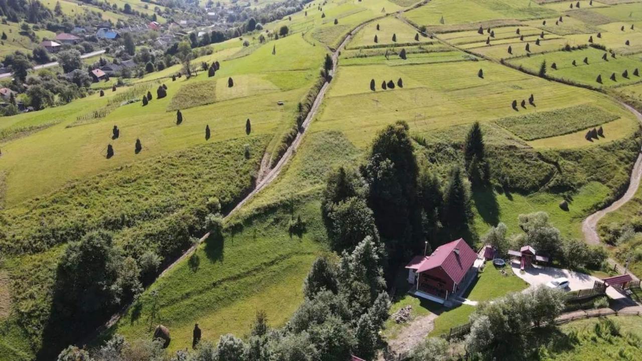 в карпатах 木屋 *